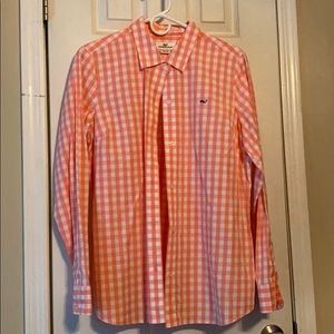 VV coral-pink and white shirt